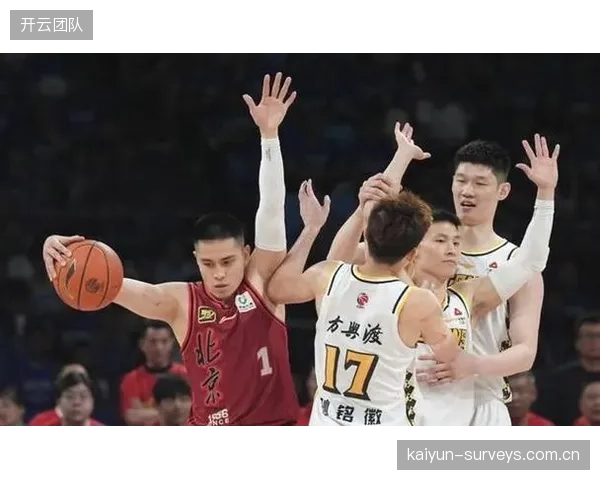 本赛季季后赛8进4从五场三胜改为三场两胜，赛制的变化增加了比赛的悬念和爆冷可能性。