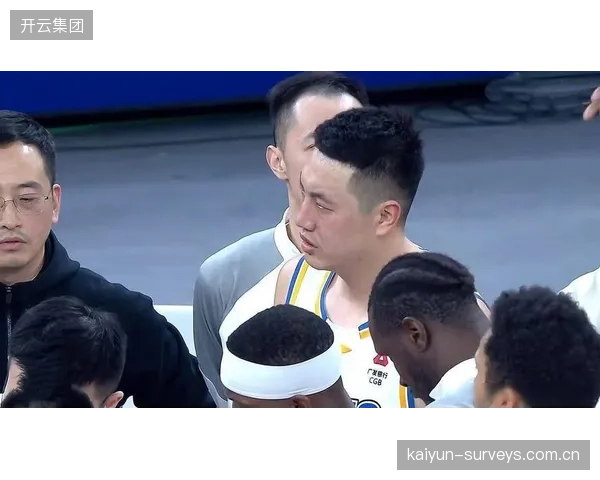 上海外援古德温在总决赛展现惊人控场能力,以场均11次助攻仅失误1.3次的数据统治系列赛。 上海外援古德温在总决赛展现惊人控场能力,以场均11次助攻仅失误1.3次的数据统治系列赛。